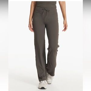 Vuori Daily Wide Leg Pant